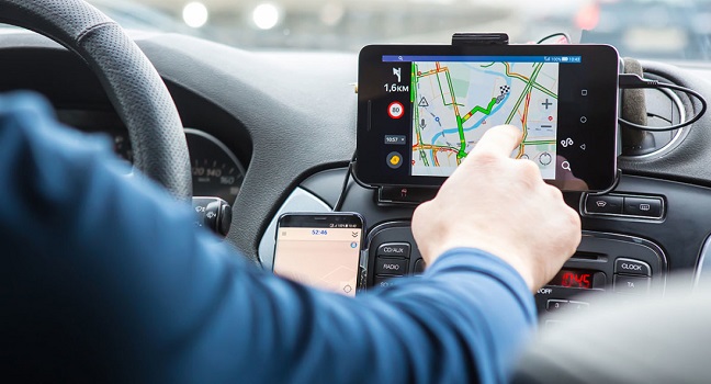 Notre comparatif des meilleurs GPS Voiture : le classement pour bien choisir